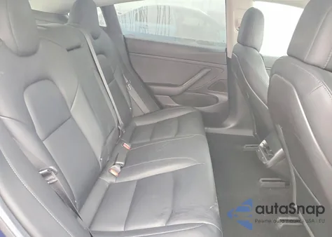 2018 Tesla Model 3 from USA, damaged, VIN 5YJ3E1EAXJF035007